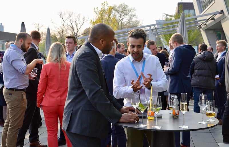 innovate-bonn-2019-terrace-networking
